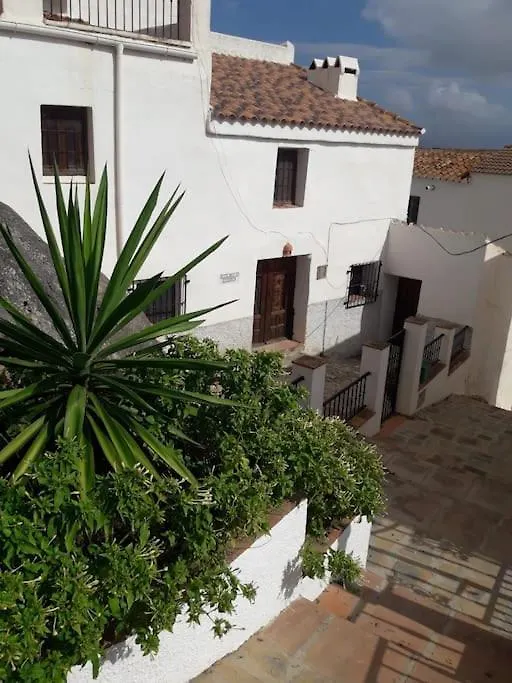 Casa Sin Numero, An Authentic Village House Comares Holiday home
